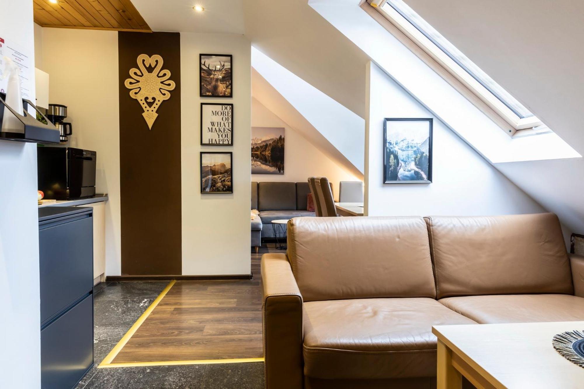 Udanypobyt Apartamenty Przy Dolinach C I D コシチェリスコ エクステリア 写真